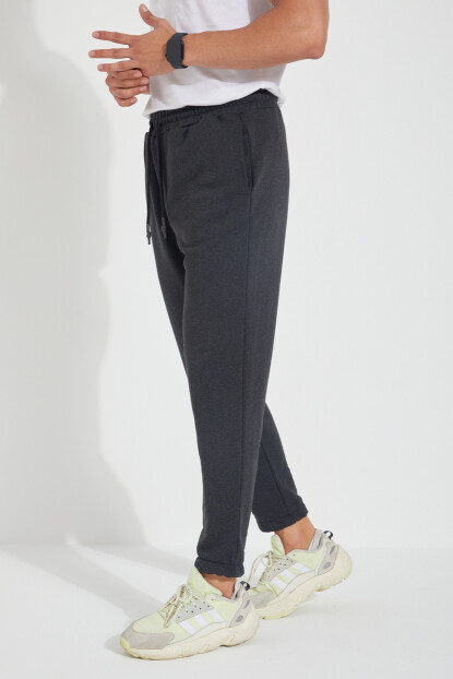 2D2B  Erkek 3 İplik  Cepli  Beli ve Paçası  Lastikli Düz  Eşofman Altı