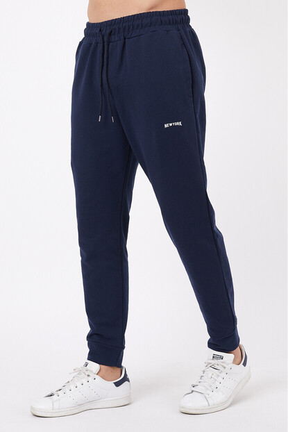 2D2B Erkek Basic Paçası Dikişli Baskılı 2 İplik Eşofman Altı 