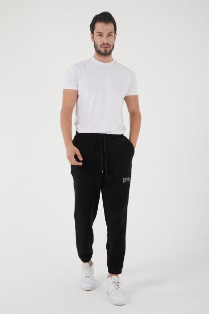 2D2B Erkek Regular Nakışlı Paça Lastikli  Cepli Polar Eşofman Altı