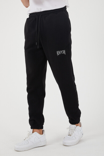 2D2B Erkek Regular Nakışlı Paça Lastikli  Cepli Polar Eşofman Altı