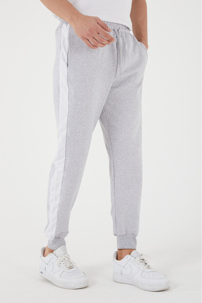 2D2B Erkek Regular Yan Panelli Paça Ribanalı Cepli Eşofman Altı