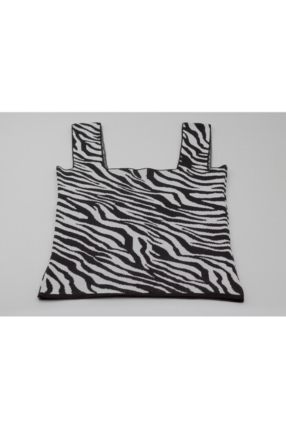 2D2B Kadın Jakarlı Zebra Desenli Kalın Askılı Crop Triko Atlet 