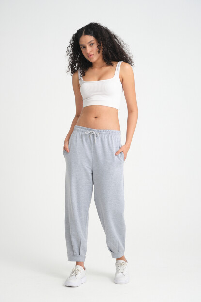 2D2B Kadın Beli Lastikli Paça Detaylı Düz Basic Eşofman Altı