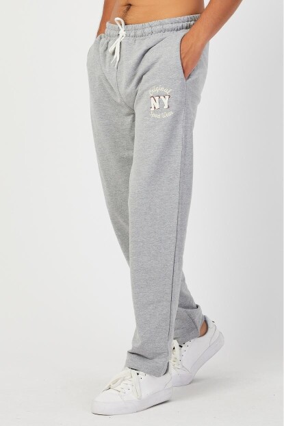 Erkek Düz Paça Nakışlı Eşofman Altı