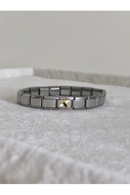 NATURE Çelik Arı Figürlü Nomi Charm 