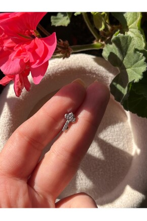 NATURE Cerrahi Çelik Zirkon Taşlı Arkası Düz Anahtar Piercing,Tragus, Helix, Kıkırdak.